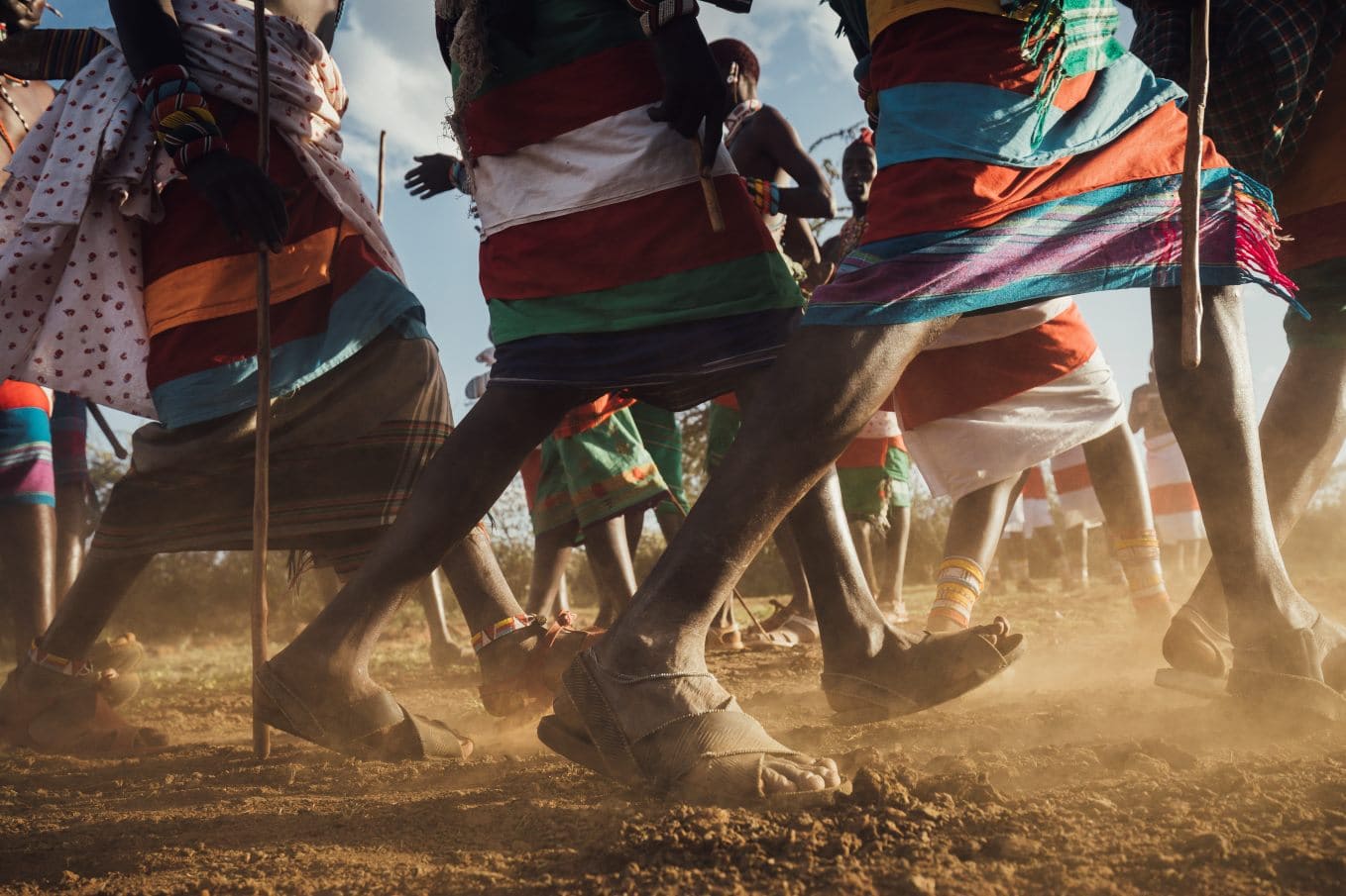 Dansende Samburu van Samburu Trust bij Ol Malo in het noord-Laikipia district