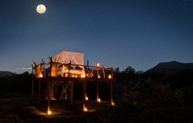 Slapen onder de sterren en bij volle maan in Samara Karoo Reserve